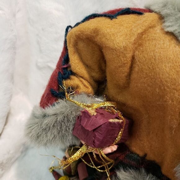 Santa - Picture 4 of 7